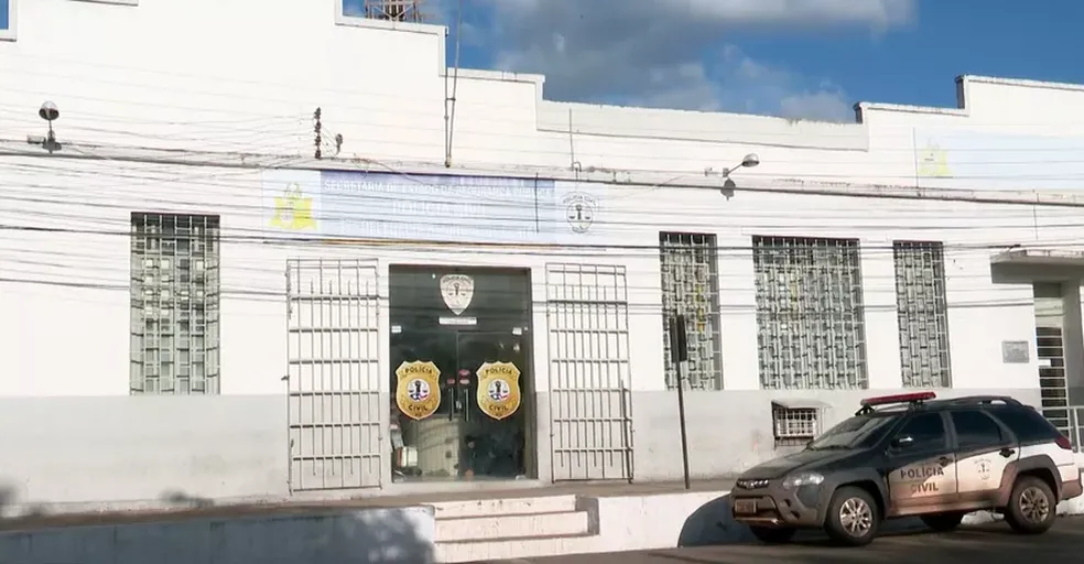 Homem é conduzido à delegacia suspeito de ameaçar de morte a própria mãe em Caxias, no MA
