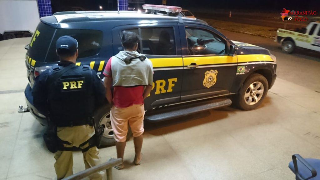 PRF prende em flagrante assaltantes de van na BR-135, em São Luís
