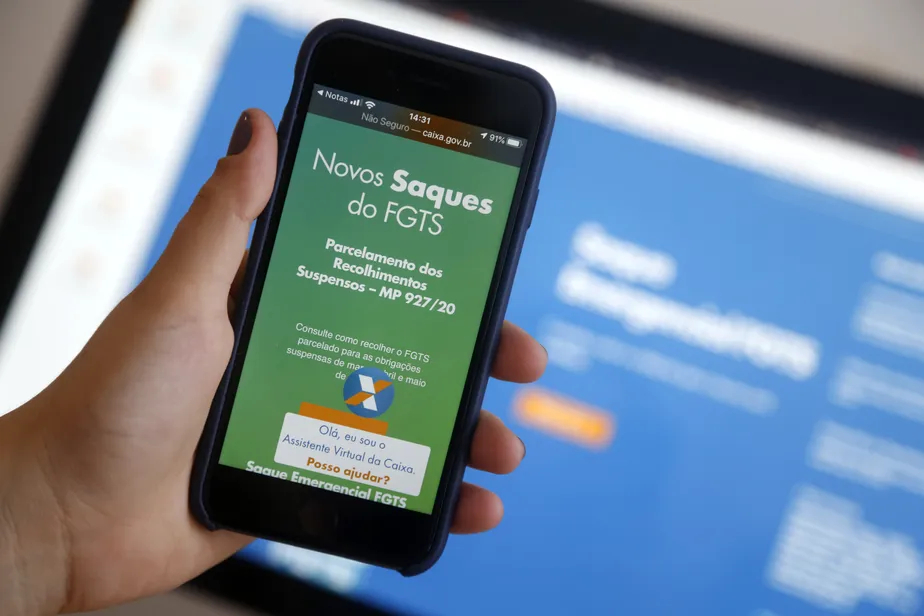 Governo quer acabar com antecipação do saque-aniversário do FGTS