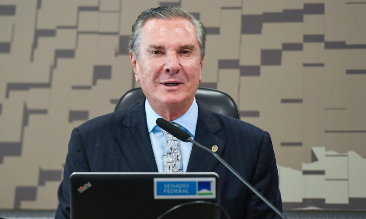 Moraes concede prisão domiciliar ao ex-presidente Fernando Collor