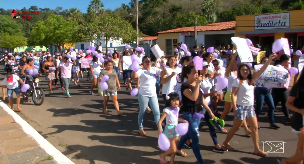 Após assédio de ex-aluno contra professora, moradores fazem protesto em Duque Bacelar, no MA