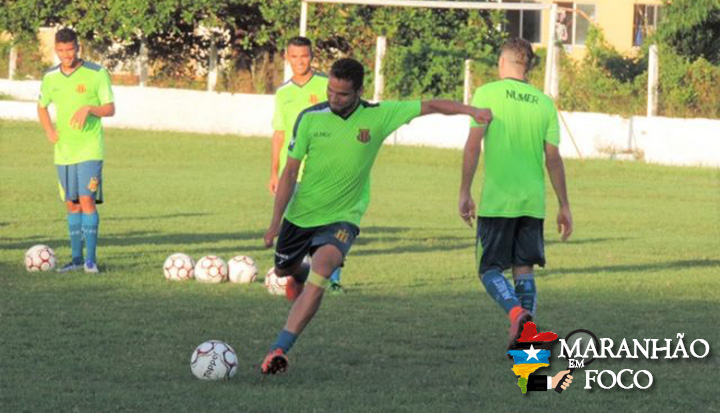 Com 19 atletas relacionados, Sampaio Corrêa viaja para Aracaju