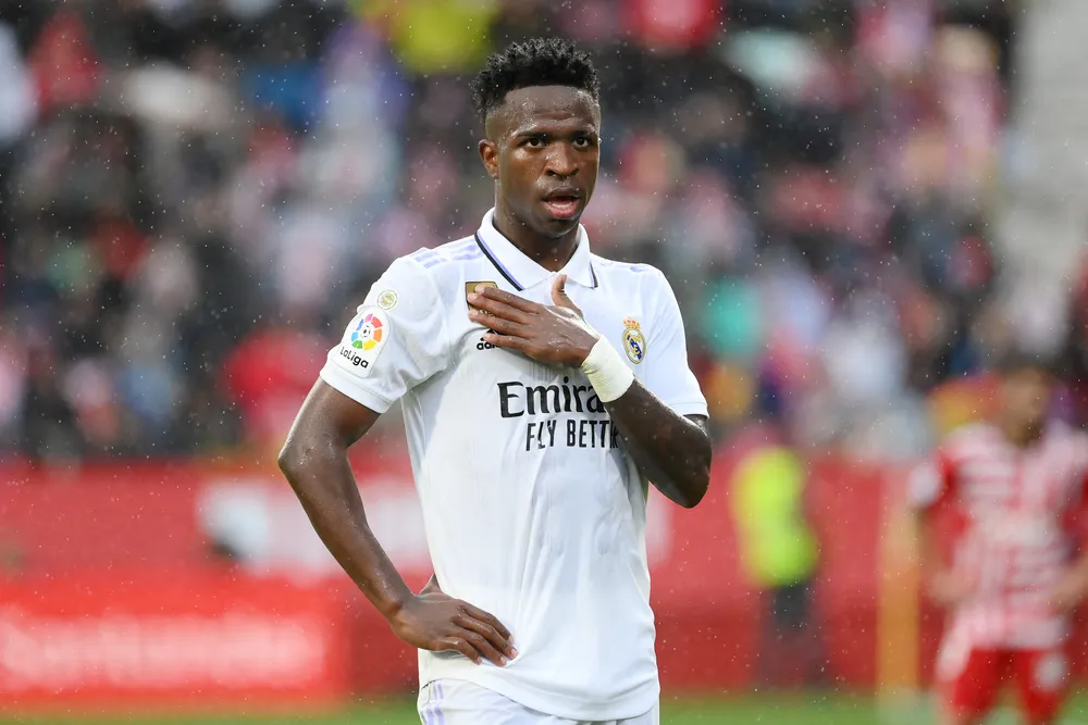 VAR que recomendou expulsão de Vinicius Junior em Valencia x Real Madrid será demitido