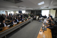 CCJ do Senado aprova PEC que permite comercialização do plasma humano