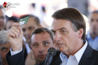 Bolsonaro diz que busca parceria internacional para gestão da Amazônia