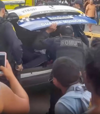 Cobrador é esfaqueado por adolescente durante discussão dentro de ônibus em São Luís 