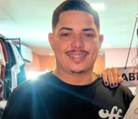 Jovem é morto a tiros em um bar na cidade de Estreito, no interior no MA