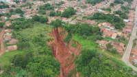 Com avanço das voçorocas, Buriticupu decreta situação de calamidade pública; crateras chegam a 80 metros