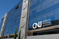Edital do TJMA tinha como objetivo a compra de 50 iPhones para 35 desembargadores; CNJ suspendeu processo de licitação