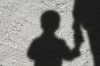 Menina relata na escola que é abusada sexualmente e padrasto é preso no MA