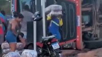 Polícia investiga furto de arroz de caminhão que tombou na BR-226, no MA; 'vocês serão punidos', diz delegado