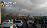 BR-135 é bloqueada por manifestantes que são contra as reformas do Governo